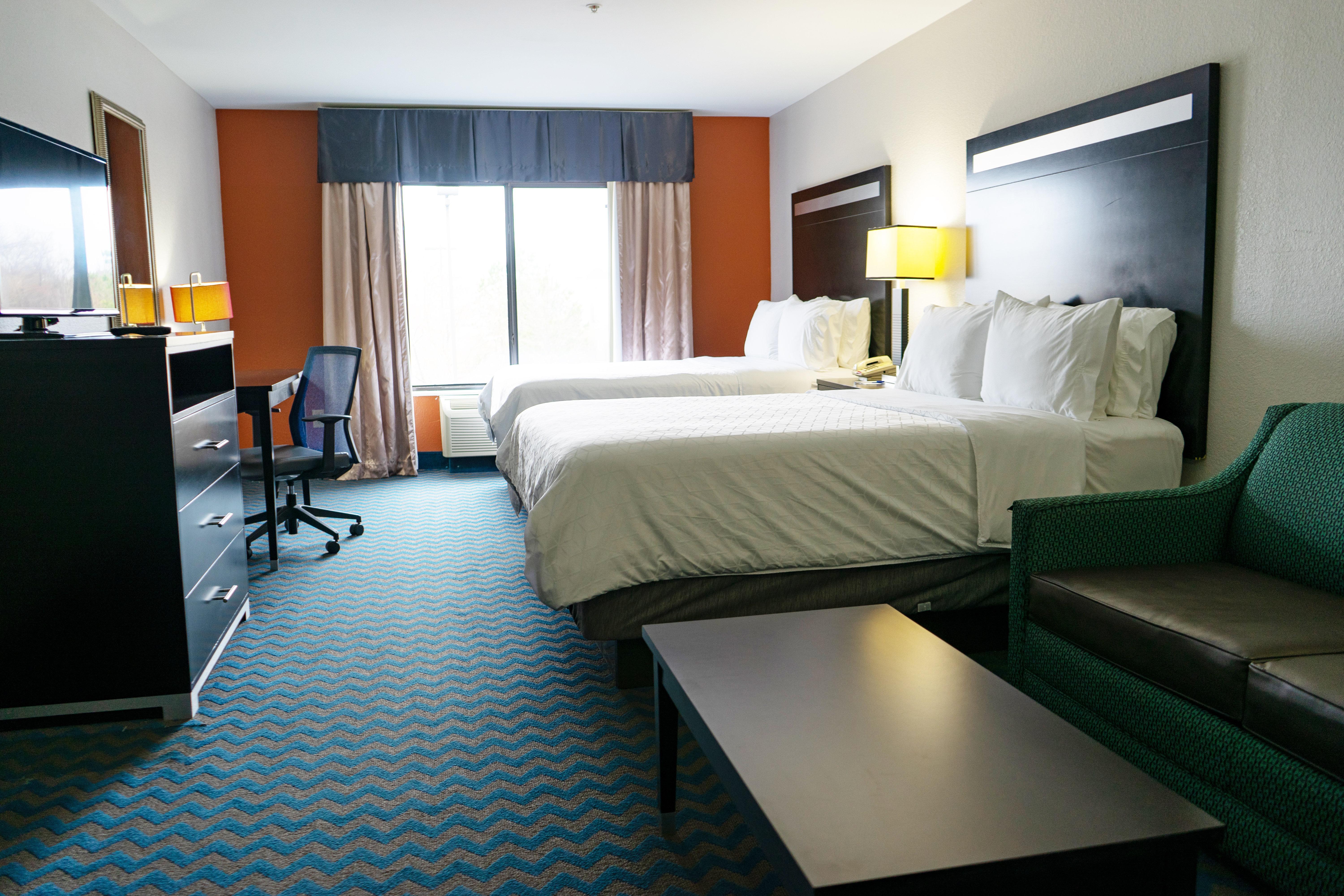 Holiday Inn Express & Suites Roanoke Rapids By Ihg Exterior photo