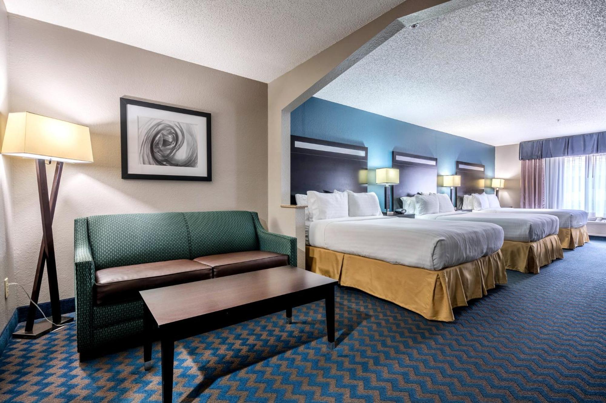 Holiday Inn Express & Suites Roanoke Rapids By Ihg Exterior photo